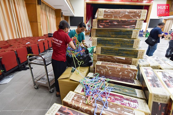 Ảnh: Tận mắt khu vực in sao đề thi cho gần 81.000 thí sinh THPT Quốc gia 2019 - Ảnh 16.