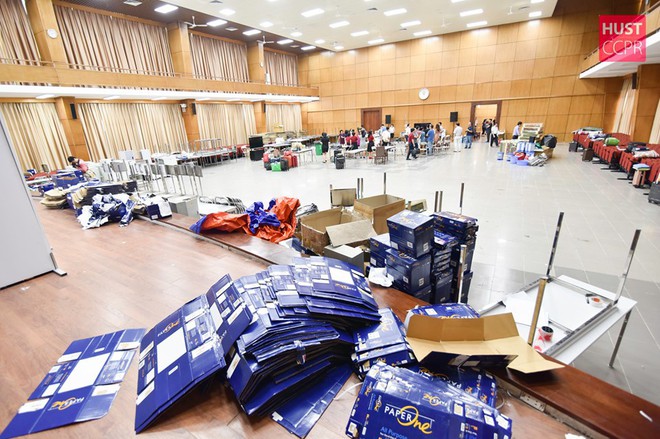 Ảnh: Tận mắt khu vực in sao đề thi cho gần 81.000 thí sinh THPT Quốc gia 2019 - Ảnh 7.