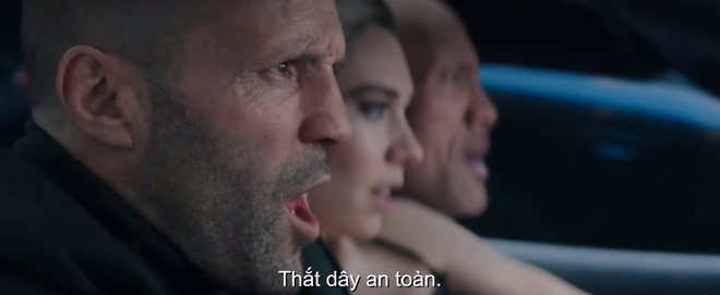 Chạy xe tốc độ bàn thờ như trailer Fast & Furious: Hobbs & Shaw thì ninja lead cũng gọi bằng cụ! - Ảnh 2.