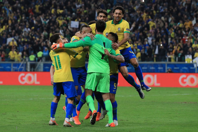 Brazil chật vật vào bán kết Copa America sau loạt luân lưu cân não và hàng tá cơ hội bị lãng phí - Ảnh 15.