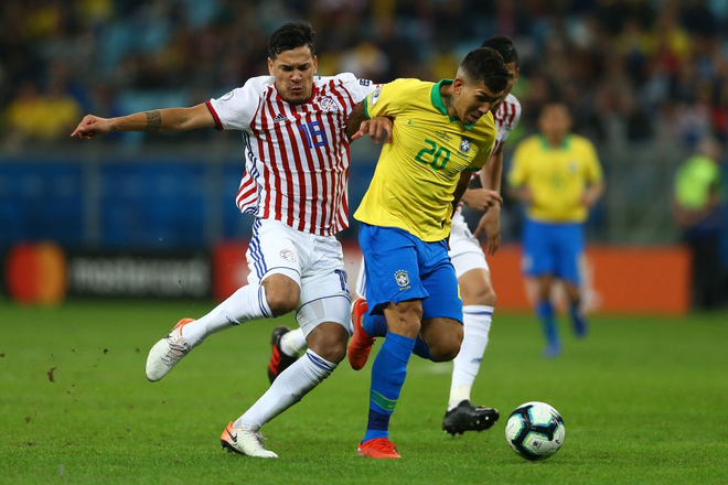 Brazil chật vật vào bán kết Copa America sau loạt luân lưu cân não và hàng tá cơ hội bị lãng phí - Ảnh 4.