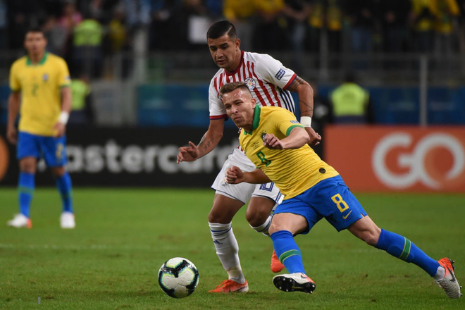 Brazil chật vật vào bán kết Copa America sau loạt luân lưu cân não và hàng tá cơ hội bị lãng phí - Ảnh 9.