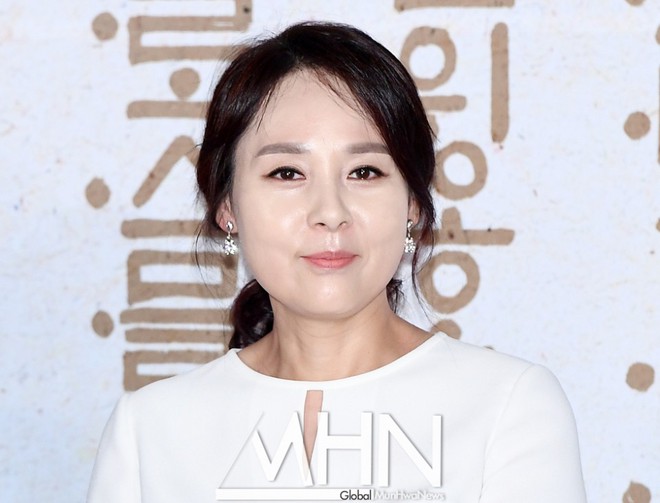 Hình ảnh nữ diễn viên Mặt trăng ôm mặt trời Jeon Mi Seon 4 ngày trước khi tự tử: Xót xa nụ cười hiền dịu - Ảnh 10.