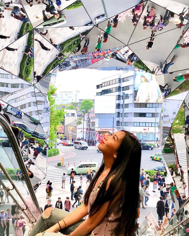 Vòm kính ảo diệu tại trung tâm thương mại nổi tiếng ở Tokyo đang là background sống ảo chiếm trọn mặt trận Instagram - Ảnh 11.