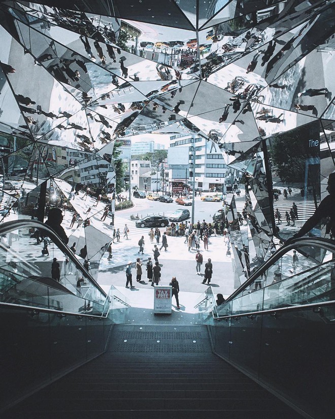 Vòm kính ảo diệu tại trung tâm thương mại nổi tiếng ở Tokyo đang là background sống ảo chiếm trọn mặt trận Instagram - Ảnh 7.
