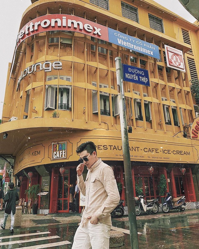 Nhìn lại một chút Ciao Cafe - biểu tượng quen thuộc trên phố đi bộ Nguyễn Huệ, chứa đựng biết bao kỷ niệm thân thương của giới trẻ Sài Gòn trước khi đóng cửa - Ảnh 3.