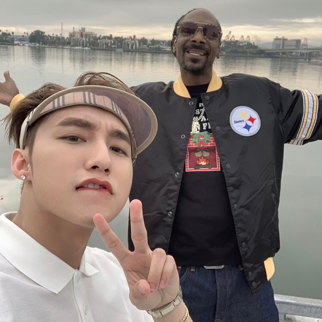 Sơn Tùng đăng ảnh cùng Snoop Dogg, fan lại sốt sắng vì không thể đợi thêm ngày MV kết hợp ra mắt để cày view - Ảnh 1.