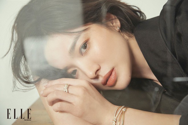 Báo Trung đưa tin chấn động: Song Hye Kyo mang thai nhưng không phải con Song Joong Ki, ngoại tình với Park Bo Gum? - Ảnh 1.