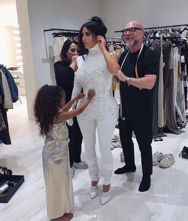 Loạt ảnh chứng minh con gái lớn nhà Kim Kardashian chính là công chúa nhỏ chịu chơi và sang chảnh bậc nhất Hollywood - Ảnh 8.