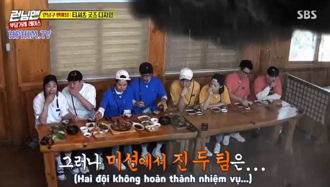 Lee Kwang Soo và Ji Suk Jin suýt đánh nhau chỉ vì... miếng ăn, Jeon So Min ngồi giữa được lợi hơn cả - Ảnh 2.