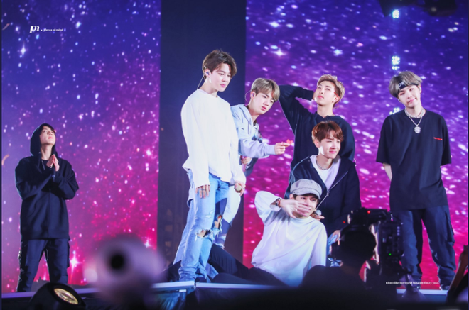 Hơn 60.000 ARMY đã dành cho BTS bất ngờ gì tại "thánh địa" Wembley mà