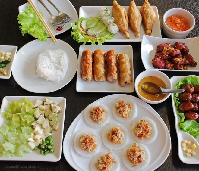Ẩm thực Việt Nam ở Thái Lan: những món ăn an ủi tâm hồn rất balance và healthy - Ảnh 1.