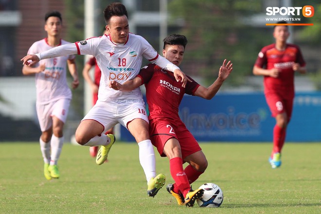 Được thi đấu 70 phút, trợ lý Kim Han-yoon đã chấm Martin Lo cho U23 Việt Nam? - Ảnh 6.