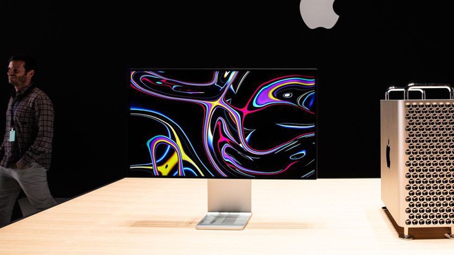 Góc hút máu: Chân đế màn hình độc quyền Apple giá 23 triệu, chẳng làm được gì ngoài một thứ lom dom - Ảnh 2.