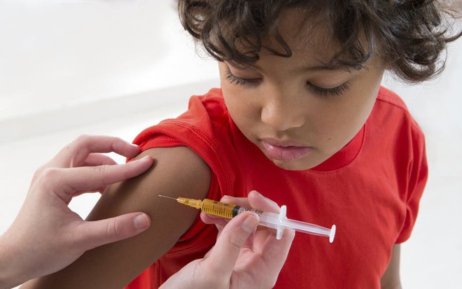 Báo động đỏ: Phong trào tẩy chay vaccine khiến dịch sởi bùng phát trên thế giới, rủi ro tính mạng không thể lường trước được - Ảnh 2.