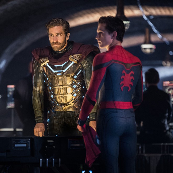 Tưởng làm nữ chính ngôn tình trong FAR FROM HOME, hóa ra Zendaya chỉ là nữ phụ đam mỹ bên Nhện nhí - Ảnh 6.