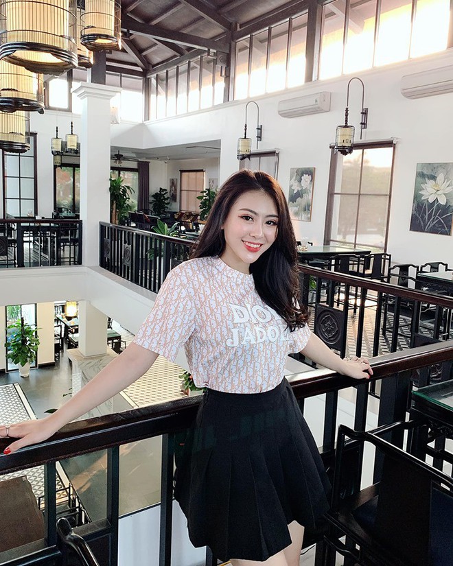 Info girl xinh Hải Phòng sinh năm 2000 sắp trở thành tiểu tam chen ngang couple Vũ - Thư Về nhà đi con - Ảnh 5.