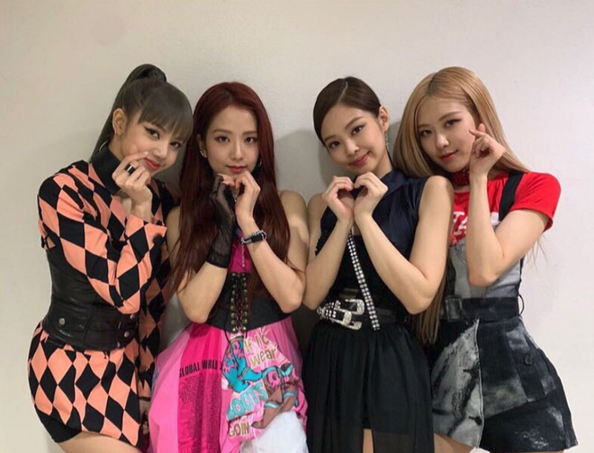 BLACKPINK tiếp tục tiên phong trong việc phá kỉ lục idolgroup: Thành tích gấp 3 lần BTS và 11 lần TWICE - Ảnh 2.