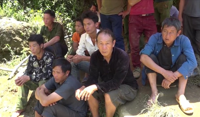 Cận cảnh hiện trường giải cứu nạn nhân mắc kẹt trong hang đá ở Lào Cai  - Ảnh 3.