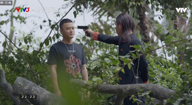 M&ecirc; Cung tập 14: Lam Anh bị bắt c&oacute;c, Kh&aacute;nh tiếp tục &ldquo;x&agrave;i chi&ecirc;u cũ&rdquo; đ&aacute;nh m&ugrave;i để giải cứu bạn g&aacute;i! - Ảnh 1.
