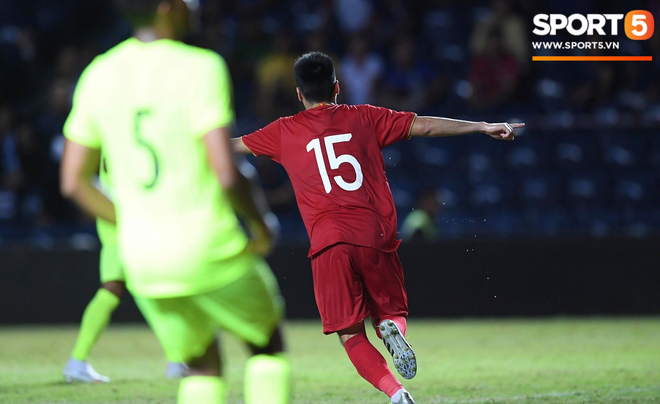 Việt Nam 1-1 Curacao (4-5): Công Phượng sút hỏng phạt đền, Việt Nam về nhì đáng tiếc tại Kings Cup 2019 - Ảnh 2.