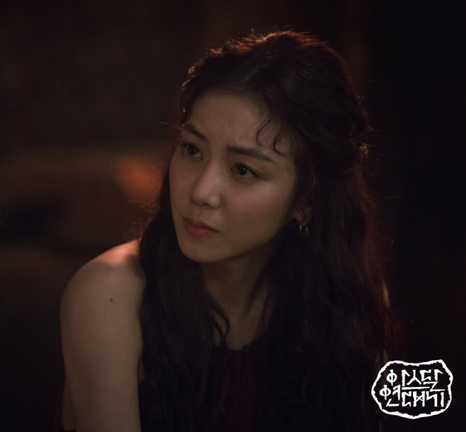 Kim Ok Bin: Từ nữ hoàng cảnh nóng đến tiểu tam tin đồn gây rạn nứt tổ ấm Song Hye Kyo - Ảnh 12.