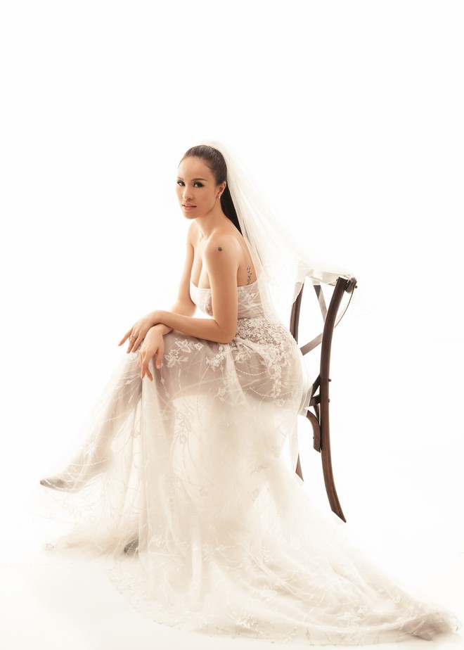 So kè váy cưới của 3 mỹ nhân Vbiz sắp về nhà chồng: Phí Linh nền nã, Phương Mai sexy nhưng bất ngờ nhất là Đàm Thu Trang - Ảnh 5.