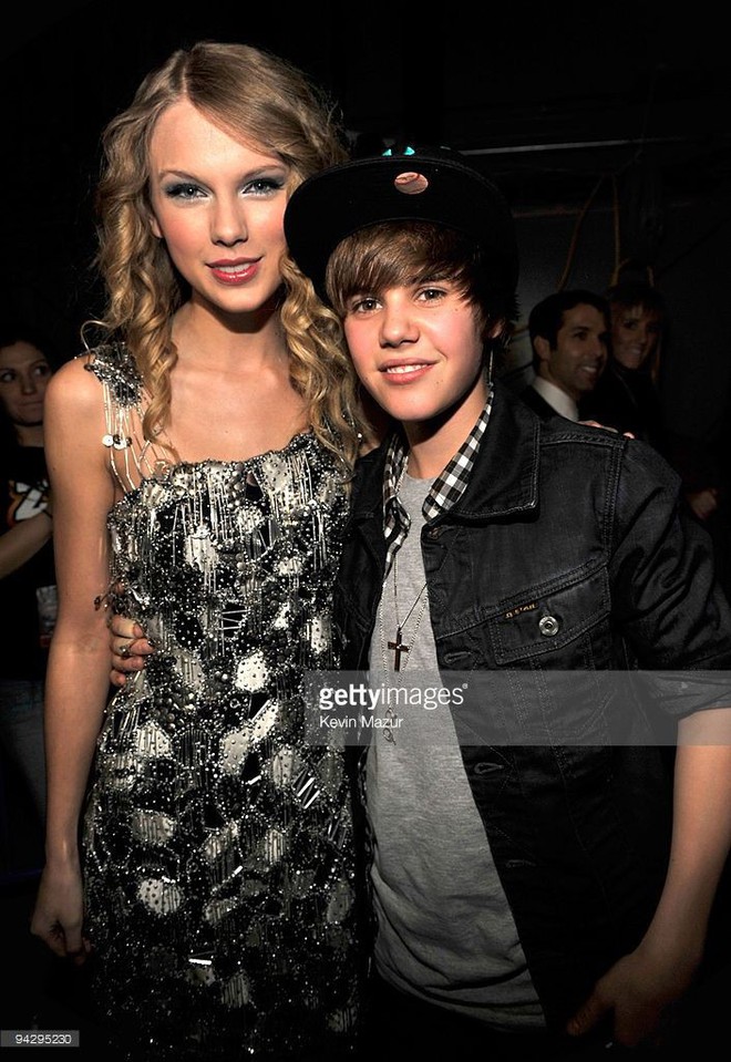 Ai ngờ trước khi cạch mặt, Taylor Swift và Justin Bieber đã từng thân đến mức tưởng chị chị em em mãi mãi bền lâu - Ảnh 3.