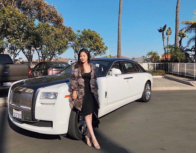 Khối t&agrave;i sản cực khủng của  loạt sao 9x: Mới đ&ocirc;i mươi m&agrave; ai cũng đ&atilde; nh&agrave; lầu, xế sang v&agrave; v&ocirc; số h&agrave;ng hiệu bạc tỷ - Ảnh 27.