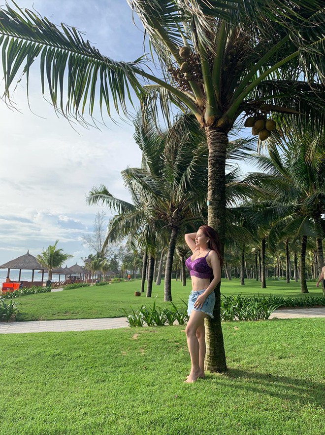 Những mỹ nh&acirc;n của Vbiz: Mặc tuổi t&aacute;c vẫn tự tin khoe nhan sắc trẻ trung c&ugrave;ng body săn chắc, gợi cảm khiến khối thiếu nữ phải e d&egrave;! - Ảnh 4.
