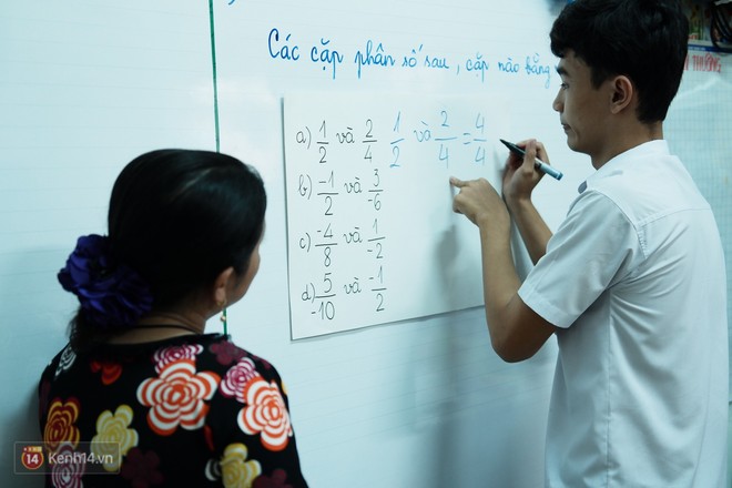 Lớp học thinh lặng giữa S&agrave;i G&ograve;n: Kh&ocirc;ng tiếng giảng b&agrave;i kh&ocirc;ng lời ph&aacute;t biểu, nhưng kh&ocirc;ng tắt hy vọng bao giờ - Ảnh 8.
