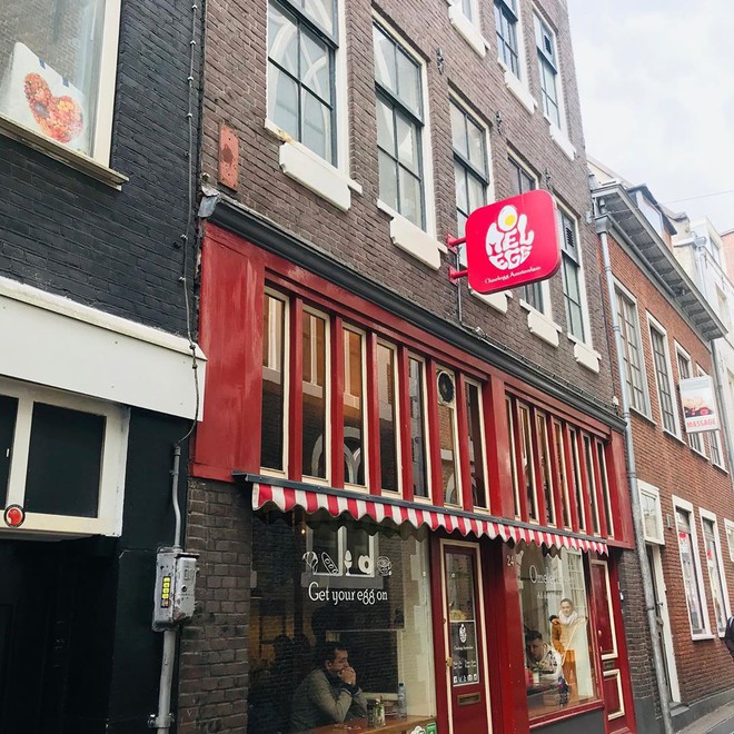 “Chịu thương chịu khó” như Minh Hằng: Lặn lội sang Amsterdam để… ăn và ăn, xếp hàng dài cả trăm người cũng đợi bằng được! - Ảnh 13.