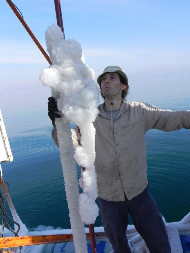 Hiện tượng tuyết muối rơi ngập Biển Chết khiến khoa học đau đầu suốt gần 50 năm cuối cùng đã có lời giải - Ảnh 3.