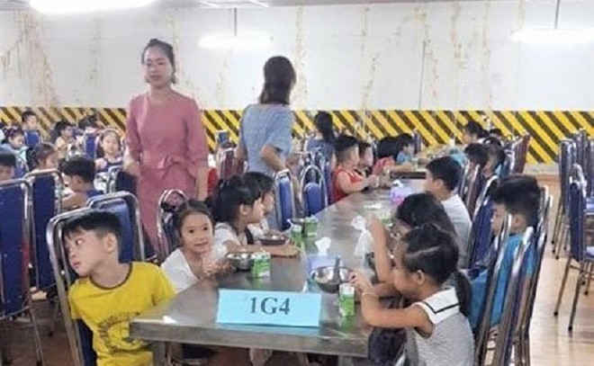 Trường Newton tuyển sinh tr&aacute;i ph&eacute;p, cung cấp văn bản c&oacute; nhiều nghi vấn - Ảnh 4.