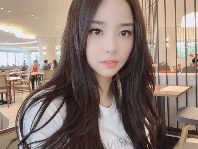 Tân Hoa hậu Hàn Quốc 2019: makeup càng nhạt lại càng xinh, nổi bật nhất là khi lên đồ đơn giản - Ảnh 2.