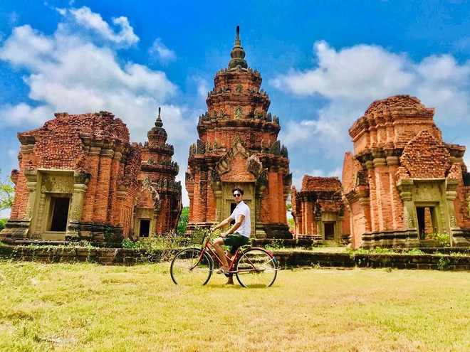 Kh&#244;ng tin v&#224;o mắt m&#236;nh ng&#244;i đền được canh giữ bởi “c&#225; khổng lồ” đẹp hệt cổ t&#237;ch đang “g&#226;y b&#227;o” Th&#225;i Lan - Ảnh 14.