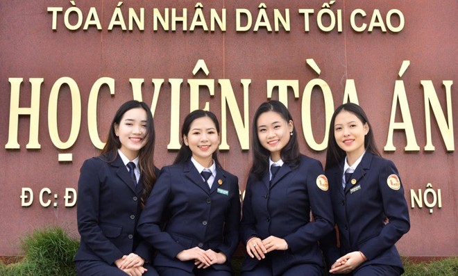 29 thí sinh đầu tiên trúng tuyển ngành Luật học, Học viện Tòa án - Ảnh 1.