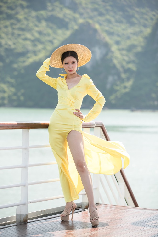 Top 40 Miss World Việt hai miền khoe dáng, đọ tài catwalk bất phân thắng bại trong lần đầu chạm trán - Ảnh 2.