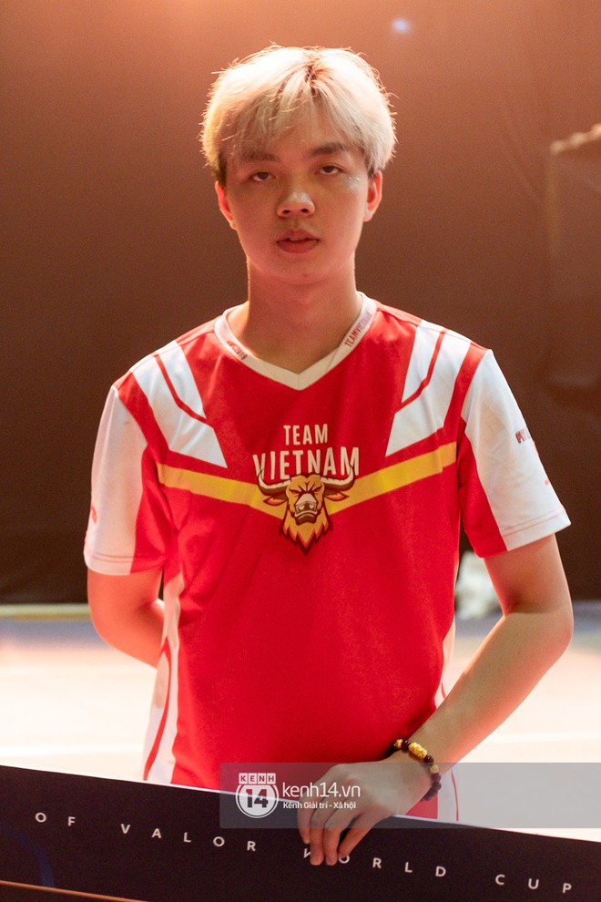 Chân dung tuyển thủ Team Flash: Nhà đương kim vô địch AWC 2019, những người hùng của nền esports Việt - Ảnh 14.