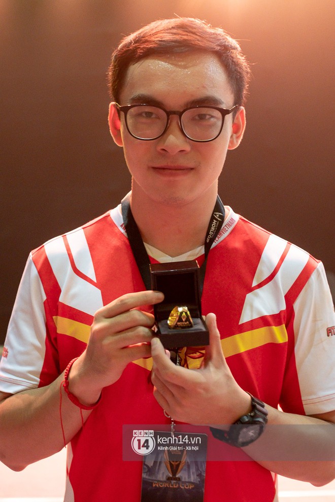 Chân dung tuyển thủ Team Flash: Nhà đương kim vô địch AWC 2019, những người hùng của nền esports Việt - Ảnh 11.