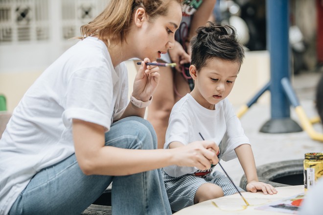 Những thành quả đáng nhớ của biệt đội siêu nhí anh hùng sau 2 ngày mang sân chơi thật trở lại khu dân cư - Ảnh 4.