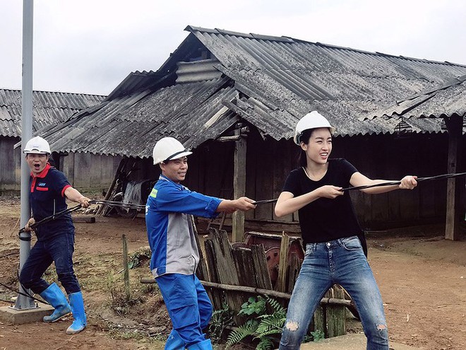 Đỗ Mỹ Linh c&ugrave;ng mẹ đăng k&yacute; hiến tạng: nghĩa cử cao đẹp xứng tầm danh hiệu Hoa hậu nh&acirc;n &aacute;i tại Miss World 2017 - Ảnh 4.