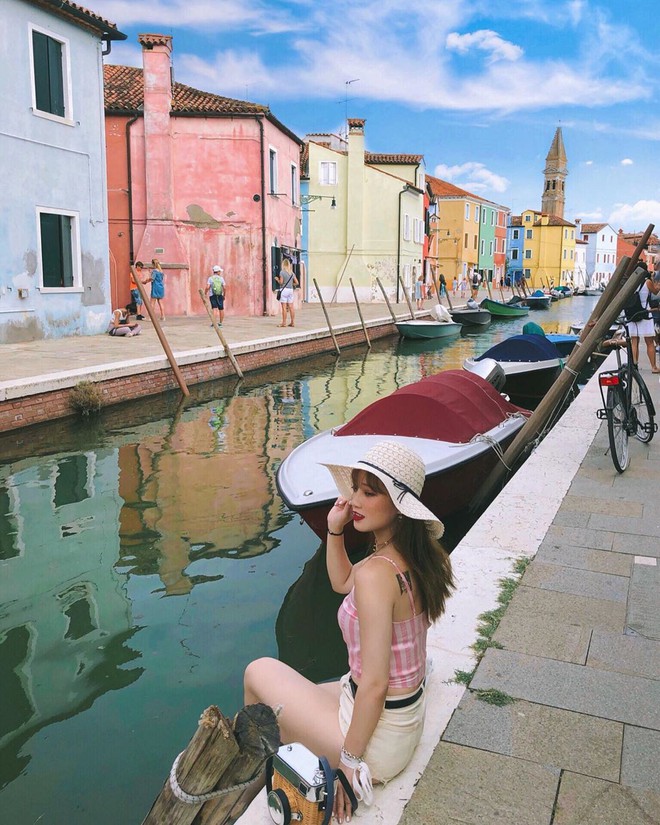 Xem bức ảnh được cho là “tiểu Venice” giữa lòng Hà Nội, dân mạng ngán ngẩm thay nhau “bóc phốt” trò photoshop quá đà! - Ảnh 1.