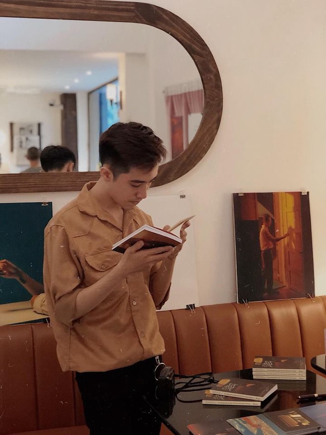 Từ vụ Kh&aacute;nh Linh bị chủ qu&aacute;n ph&agrave;n n&agrave;n sau lưng v&igrave; chụp ảnh ở qu&aacute;n cafe, d&acirc;n t&igrave;nh đang x&uacute;m lại b&agrave;n t&aacute;n điều g&igrave;? - Ảnh 5.