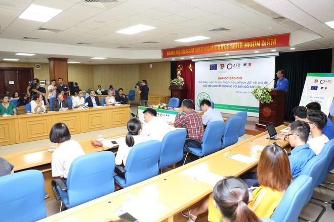 Cuộc thi ảnh &ldquo;Th&aacute;ch thức để thay đổi&rdquo; với chủ đề về Tuổi trẻ cam kết ứng ph&oacute; với biến đổi kh&iacute; hậu - Ảnh 1.
