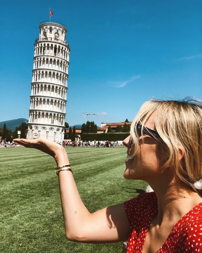 “Ngả nghiêng cùng năm tháng” siêu nổi tiếng ở nước Ý, hóa ra vào mùa hè trông tháp Pisa lại “thẳng thớm” hơn? - Ảnh 3.