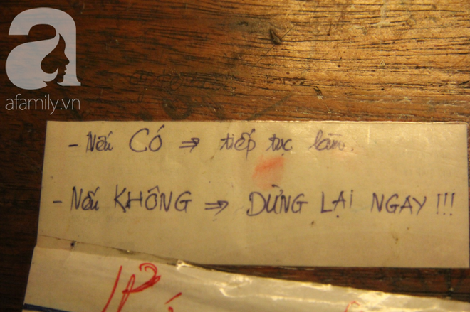 Vừa học, vừa &ocirc;m em cho đỡ buồn ngủ, nữ sinh trường l&agrave;ng đỗ thủ khoa khối D1 to&agrave;n quốc năm 2019 - Ảnh 7.