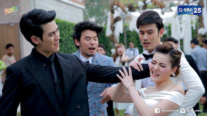 Chặt đu&ocirc;i tiểu tam như chị Linh (Về Nh&agrave; Đi Con) đ&atilde; ăn thua g&igrave;, 4 m&agrave;n đ&aacute;nh ghen kinh hồn bạt v&iacute;a phim Th&aacute;i sau mới sợ! - Ảnh 12.