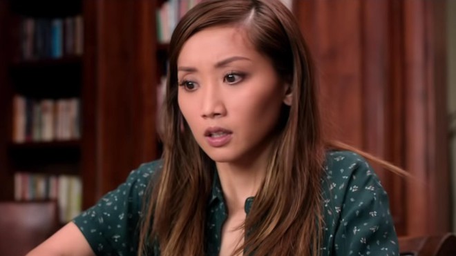 “Secret Obsession”: Bị gã cuồng tình theo đuổi ghê rợn như Brenda Song thì thà “ế” cả đời còn hơn! - Ảnh 6.