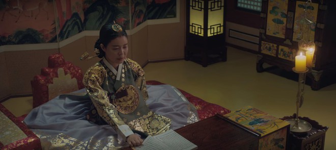 Tân Binh Học Sử Goo Hae Ryung: Shin Se Kyung bất ngờ đi lấy chồng, ai nấy cứ tưởng... hết phim! - Ảnh 12.